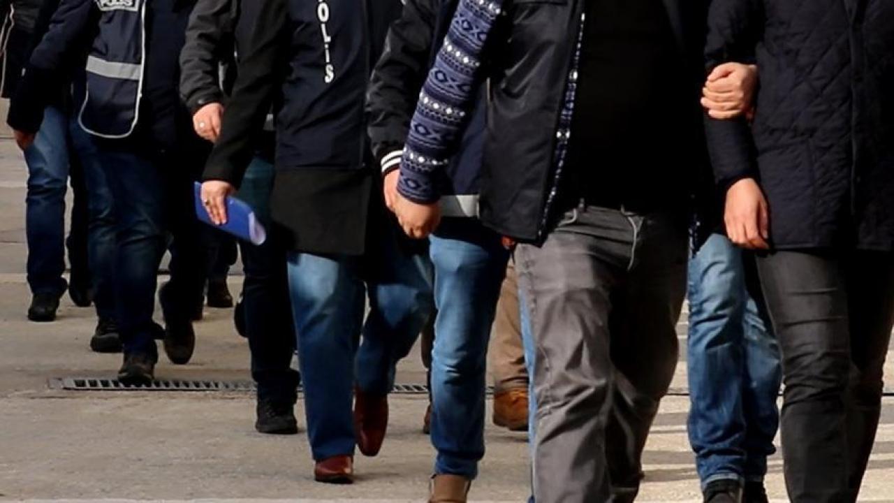 Şırnak'ta kaçakçılık operasyonlarında 4 zanlı tutuklandı